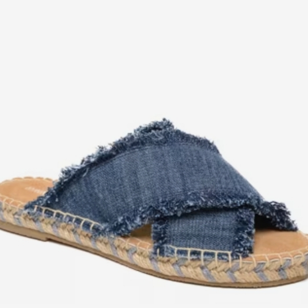 Minnetonka Denim Blue Frayed Mules